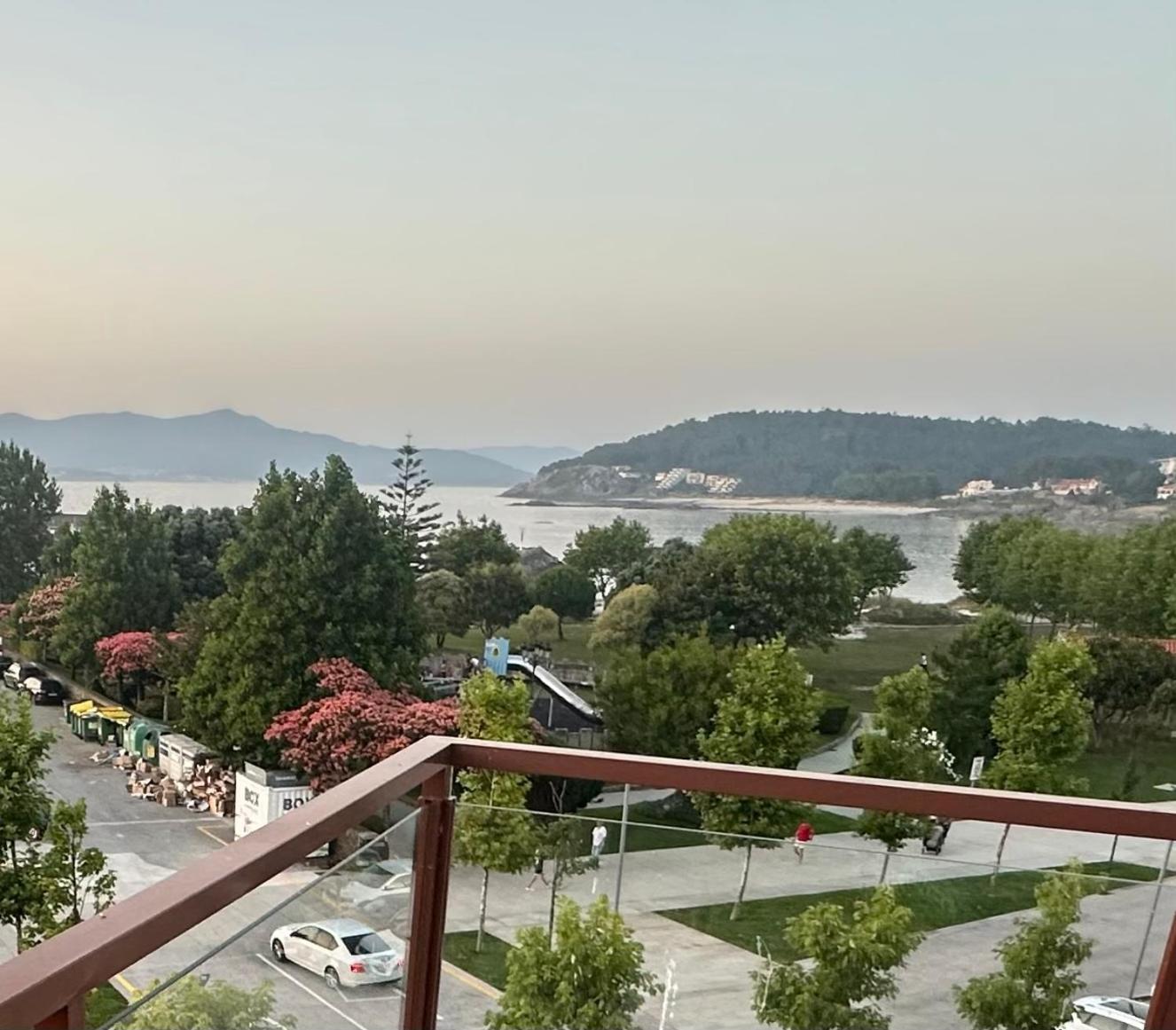Atico Mirando O Mar Apartment Porto do Son Bagian luar foto